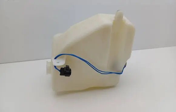Mazda 626 Windshield washer fluid reservoir/tank 