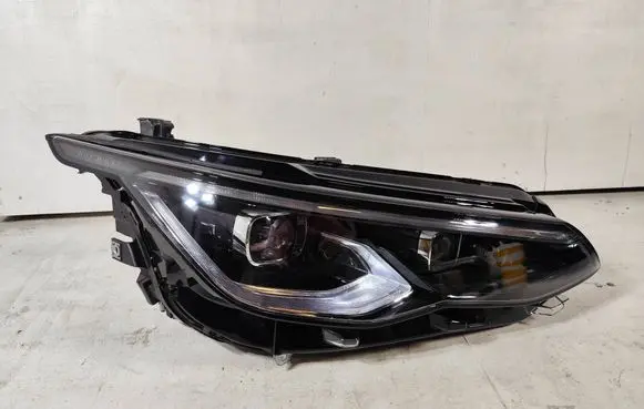 Volkswagen Golf VIII Headlight/headlamp 5H1941060R
