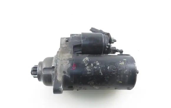 Volkswagen Golf IV Starter motor 0001 02A911023R