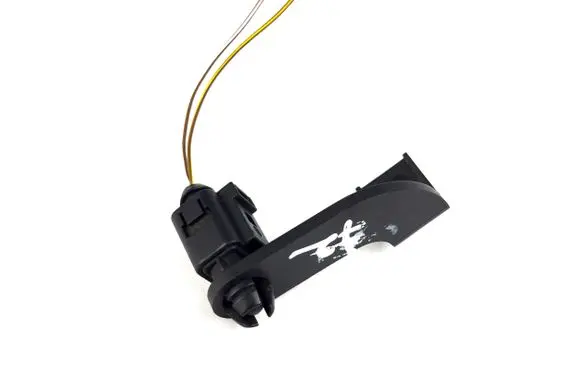 Audi A4 S4 B6 8E 8H Outside/exterior temperature sensor 1j0973702 4b0820536a