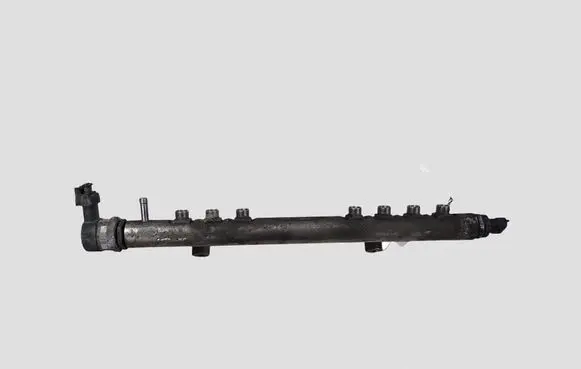 Volvo V40 Fuel main line pipe 0445215025 30777759