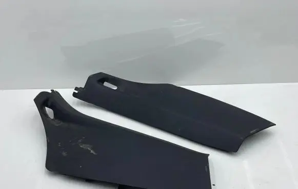 BMW 2 F46 (D) pillar trim (bottom) 7323665 7323666