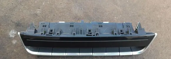 MG HS Dashboard center trim panel 10684439