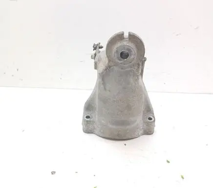 Mercedes-Benz Vito Viano W639 Engine mounting bracket A6512234404