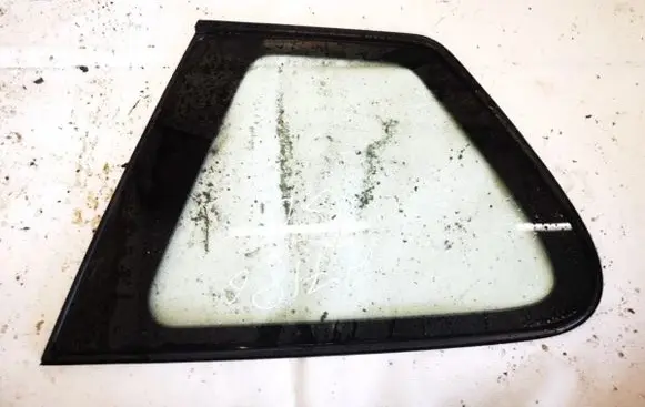 Toyota Avensis Verso Rear side window