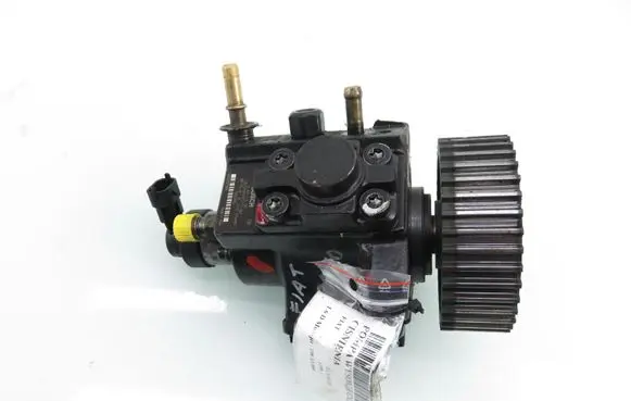 Fiat Bravo Fuel injection high pressure pump 55209062 0445010185 0928400680