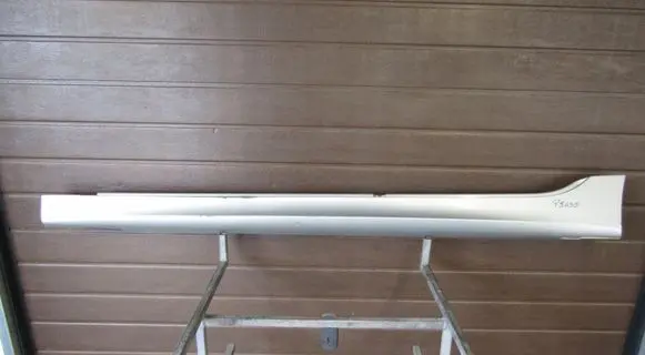 BMW 2 F46 Front sill (body part) 51778058859