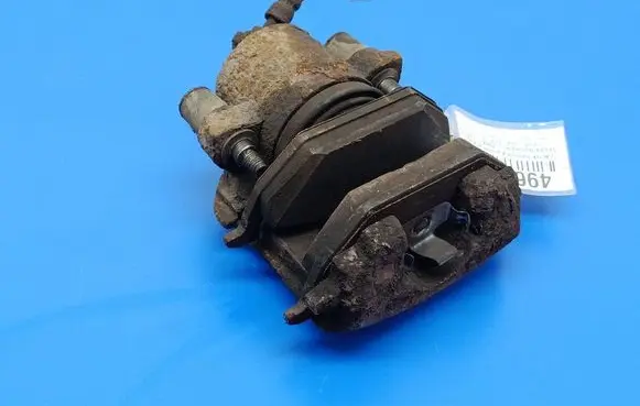 Skoda Roomster (5J) Front brake caliper