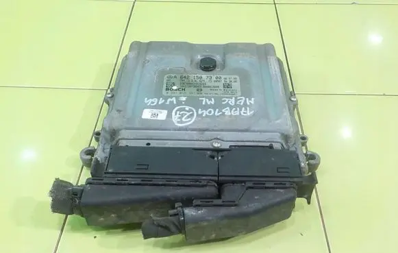 Mercedes-Benz ML W164 Engine control unit/module A6421507300