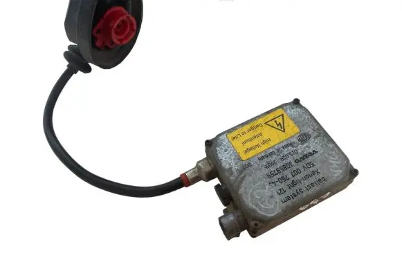 Volvo V50 Xenon control unit/module 30859759 5DV00776043