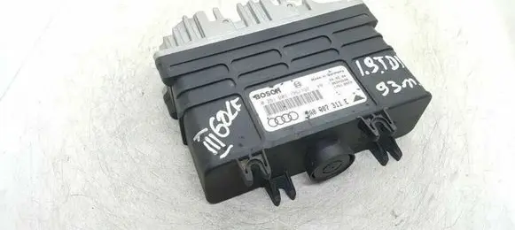 Volkswagen Golf III Engine control unit/module 8A0907311E