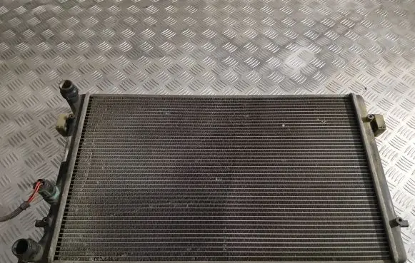 Audi TT Mk1 Coolant radiator 1J0121253AD