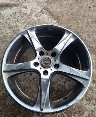 Honda Civic R17 alloy rim 