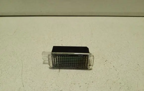 Audi e-tron Other interior light 8J0947409B