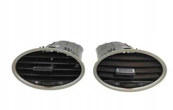 Ford Focus Dashboard air vent grill cover trim 