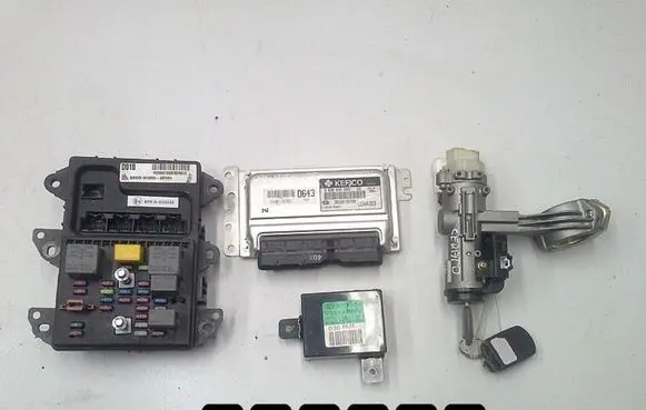 KIA Cerato Engine control unit/module 39120-26760