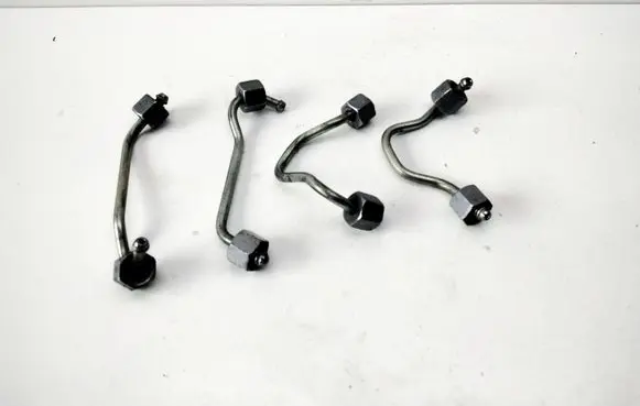 BMW 3 E92 E93 Fuel injector supply line/pipe 