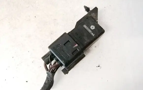 Glow plug pre-heat relay