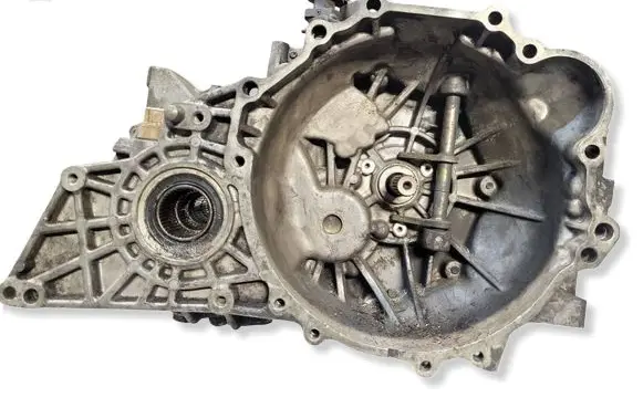 Hyundai Tucson JM Manual 5 speed gearbox 