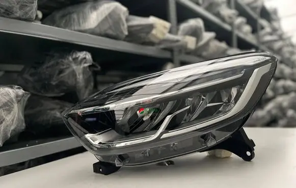 Renault Captur Headlight/headlamp 