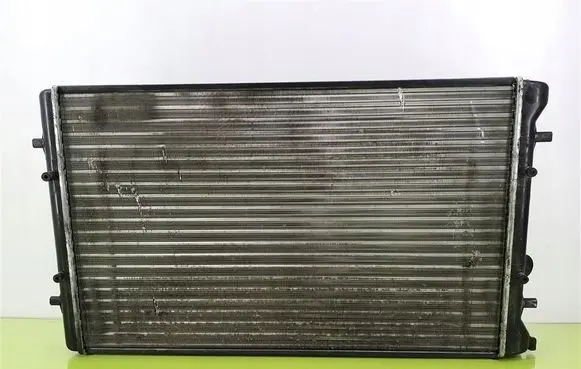 Coolant radiator