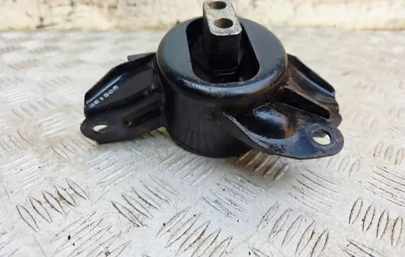 KIA Carens III Engine mount bracket 218303Z400