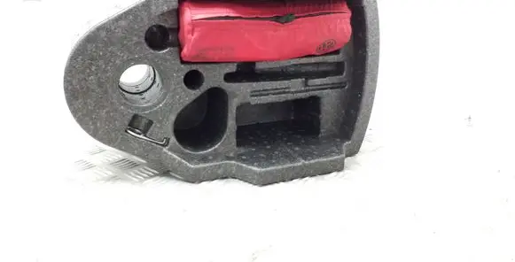 Volkswagen PASSAT B8 Tool box 3G9864469