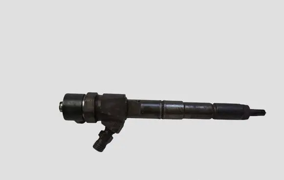 Opel Insignia A Fuel injector 0445110327