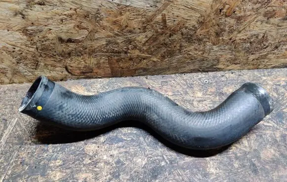 Honda CR-V Engine coolant pipe/hose