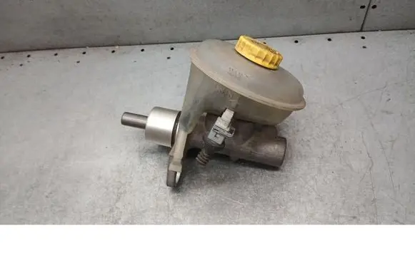 Audi A6 S6 C5 4B Master brake cylinder 
