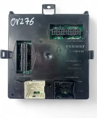 Renault Laguna II Fuse module 8200192469