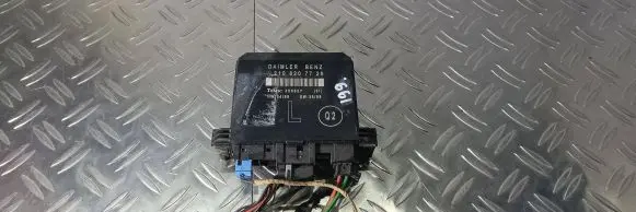 Mercedes-Benz CLK A208 C208 Door control unit/module A2108207726