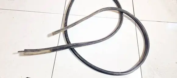Fiat Doblo Rubber seal front coupe door 