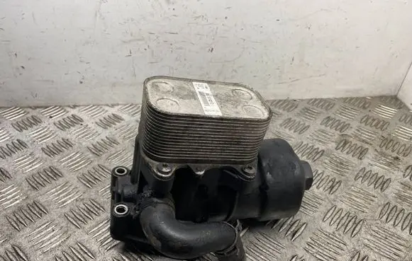 Skoda Superb B6 (3T) Oil filter mounting bracket 03L117021C 03L115389C