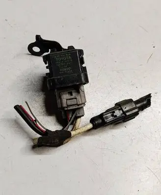 Toyota Verso Other relay 28610-67010 156700-0671