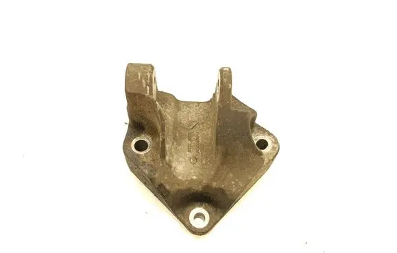 Nissan X-Trail T31 Engine mounting bracket 11332