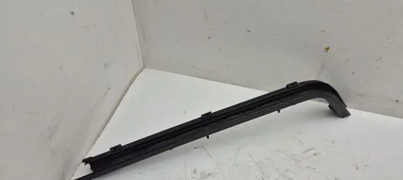 Opel Combo D Sliding door middle rail 95509604