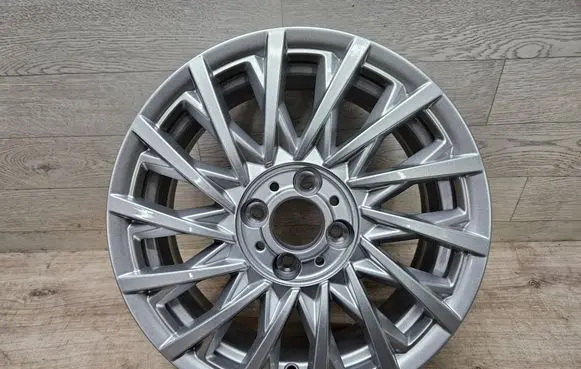 Fiat 500X R15 alloy rim 52009577