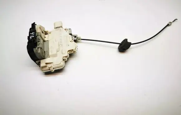 Audi A4 S4 B7 8E 8H Front door lock 8E2837015AA 8E2837015