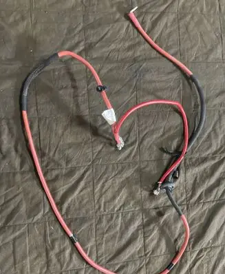 Mercedes-Benz ML W164 Positive cable (battery) A1645402830