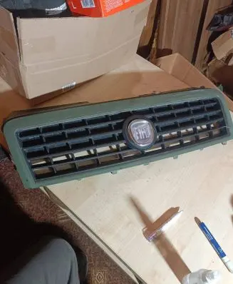 Fiat Doblo Front grill 735395576
