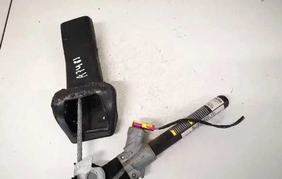 Chrysler Voyager Front seatbelt buckle 04680568aa