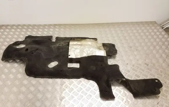 Renault Trafic III (X82) Heat shield in engine bay 679006168F 93868427 100812480101