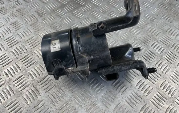 Toyota RAV 4 (XA50) Engine mount bracket K9171485