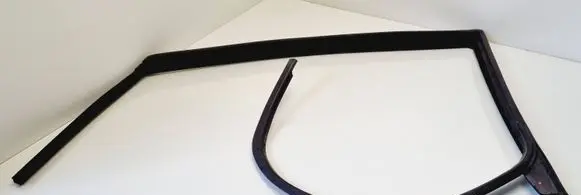 Ford Transit Courier Front door rubber seal