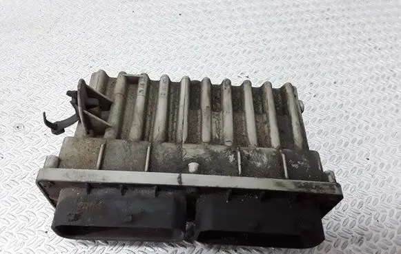Opel Astra G Coolant fan relay 24410129