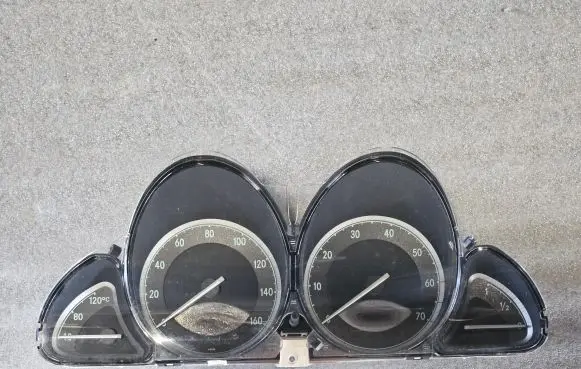 Mercedes-Benz SL R230 Speedometer (instrument cluster) A2305400023 A23054000239128 A2305400947