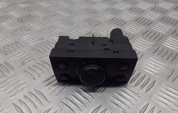 Opel Meriva A Headlight level adjustment motor 