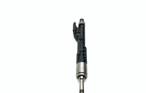 BMW 7 F01 F02 F03 F04 Fuel injector 0261500186