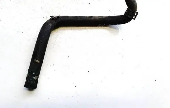 Volkswagen PASSAT B6 Engine coolant pipe/hose 
